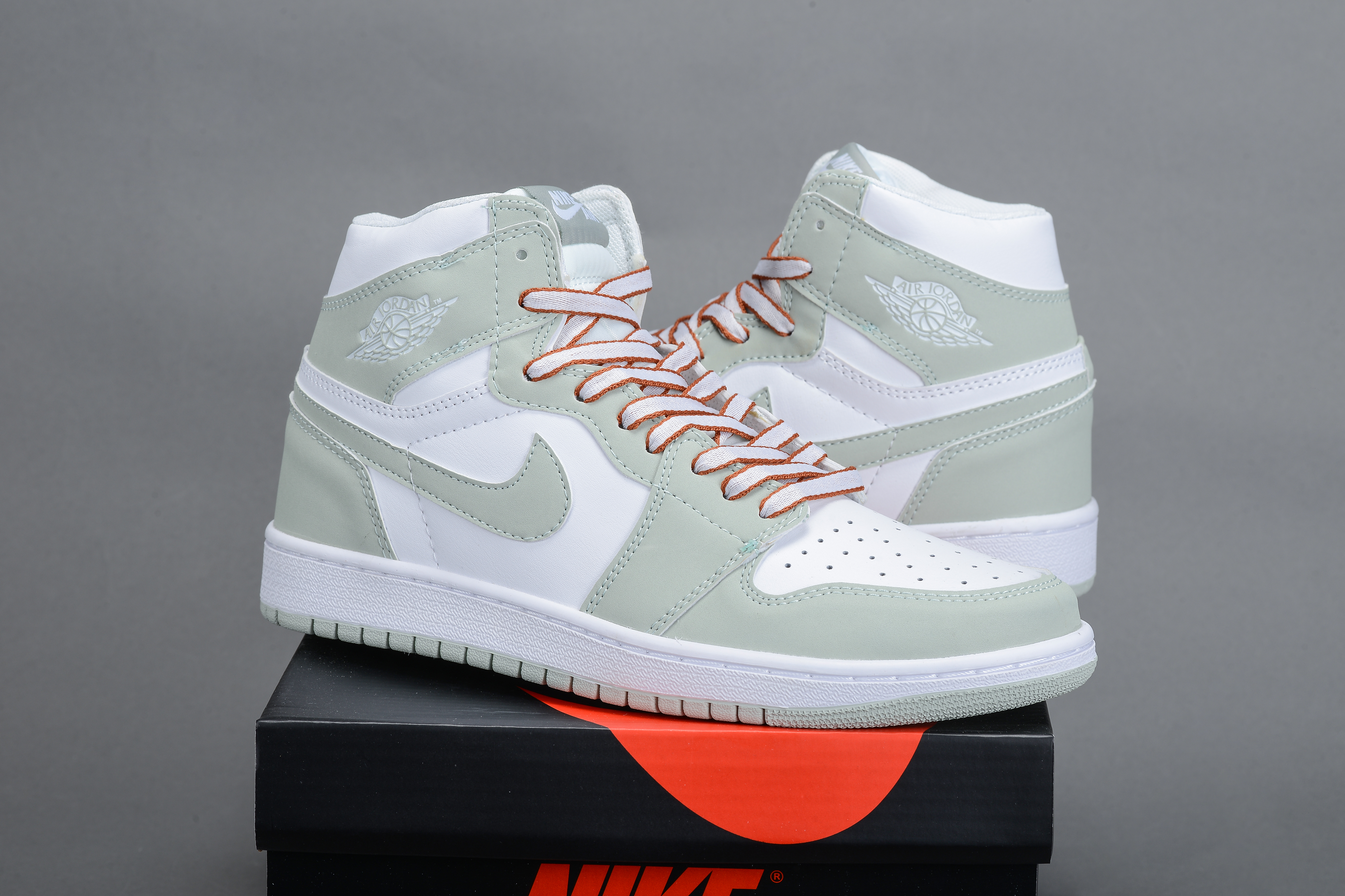 2021 Air Jordan 1 Retro White Light Green Shoes